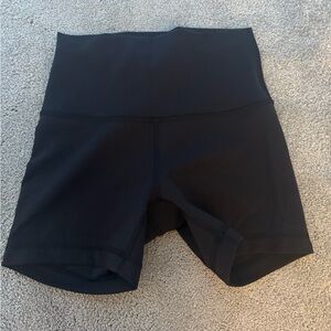 LULULEMON ** Women's Black Shorts